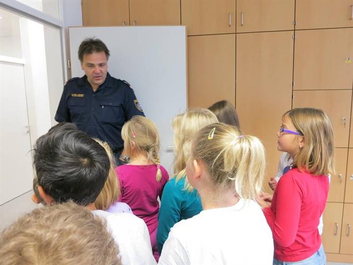Volksschule - Kinderpolizei
